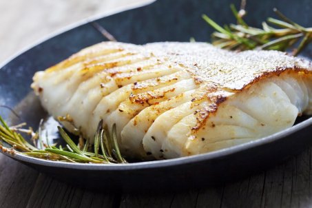 Quel poisson est le moins calorique à privilégier lors d'un régime alimentaire ?