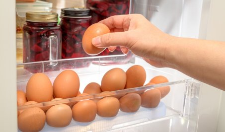 Comment savoir si un œuf est encore bon à manger ou non ?