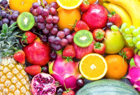 8 raisons de choisir les fruits crus plutôt que les jus