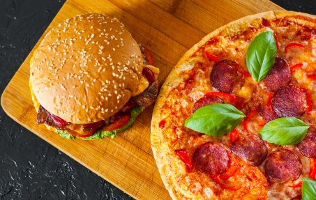 Pizza ou Burger : Lequel est le plus calorique ?