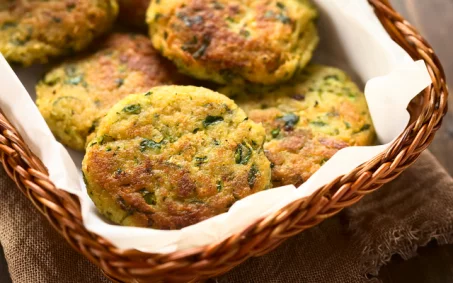 Les galettes de flocons d'avoine et légumes