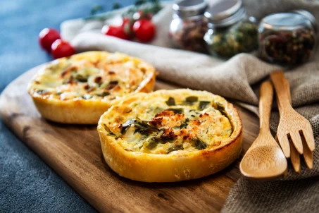 Recette de la quiche sans pâte au saumon et aux courgettes