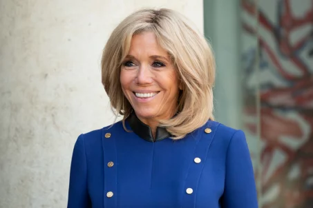 Voilà les habitudes alimentaires et sportives de Brigitte Macron pour garder la ligne