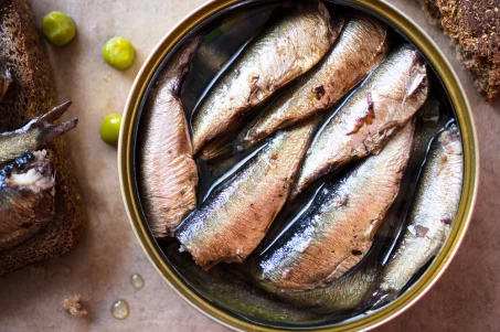 Exit croissants et tartines beurrées, les sardines sont bien meilleures pour la santé au petit-déj’