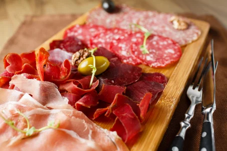 Charcuterie : les options les plus et les moins caloriques