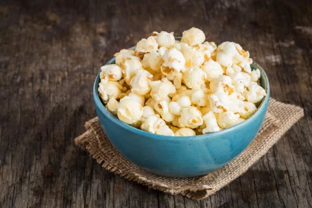  Le pop-corn : Un en-cas sain ou un piège calorique ?