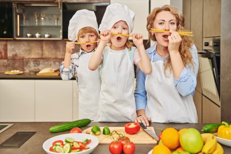 10 recettes saines et gourmandes à faire avec des enfants