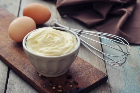 Comment monter une mayonnaise rapidement ?