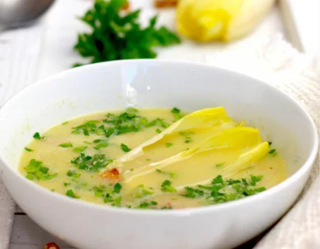 Recette de velouté d'endive et noix