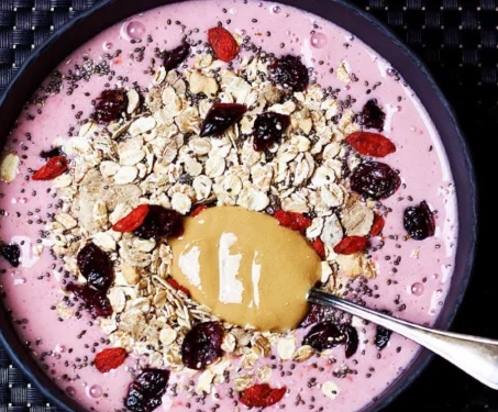 Recette de Smoothie Bowl rose