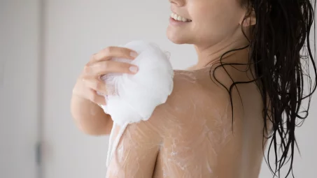 Les bienfaits des huiles de douche : une révolution dans votre routine de soins