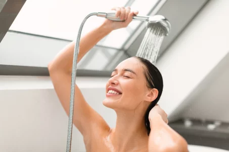  10 choses à ne plus faire sous la douche