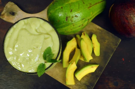 Est-ce bon de manger de l'avocat le soir ?