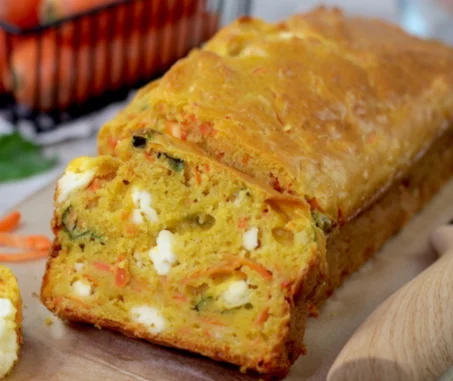 Recette de cake salé carottes et féta 