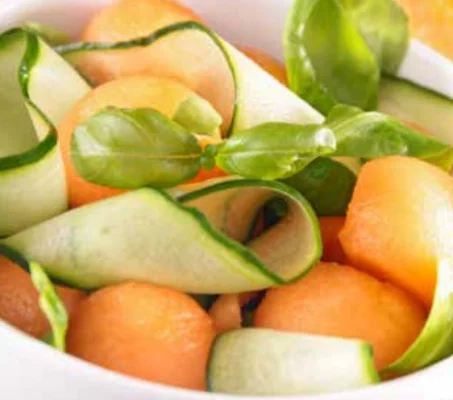 Recette de salade de melon et courgette en ruban