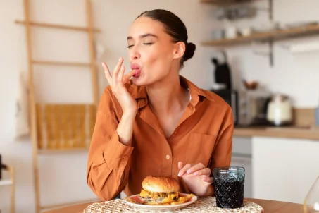 À quelle fréquence peut-on faire un cheat meal dans un rééquilibrage alimentaire ?