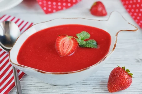 Comment faire une soupe de fraises légère ?