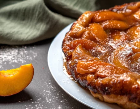 Recette de Tatin de pêches au miel 