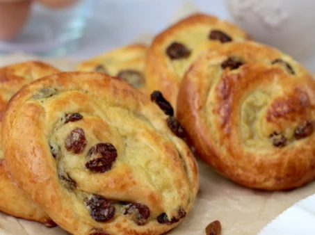 Recette de Pain aux raisins maison