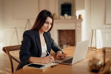 Comment reprendre le travail sereinement après de longues vacances ?