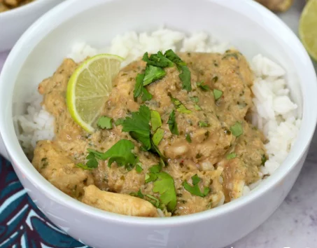 Recette de Poulet façon satay⁣