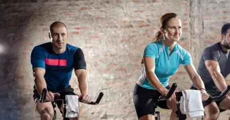 Les bienfaits du RPM : un entraînement cardio puissant pour brûler des calories et sculpter son corps