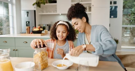 Que faire manger à ses enfants au petit-déjeuner ? Et que faut-il éviter ?