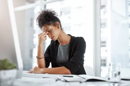 Tout savoir sur le burn-out : symptômes, causes, et solutions