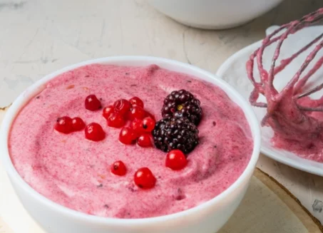 Recette de Mousse de framboises ⁣⁣