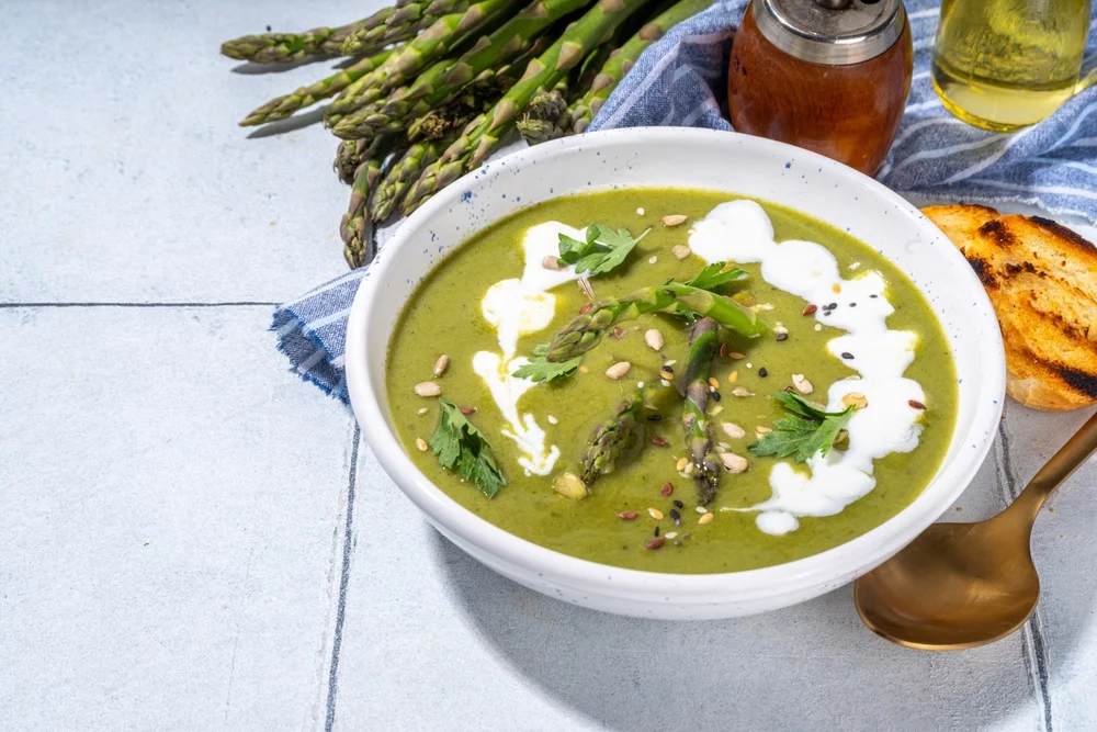 Recette Velouté aux asperges et courgettes