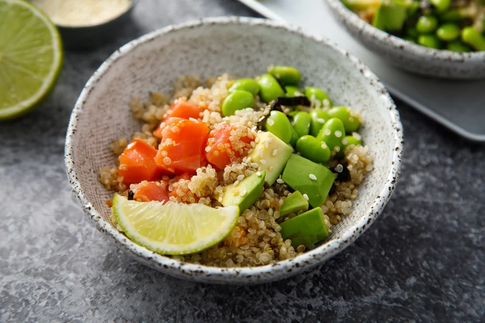 Recette Salade quinoa, légumes et saumon